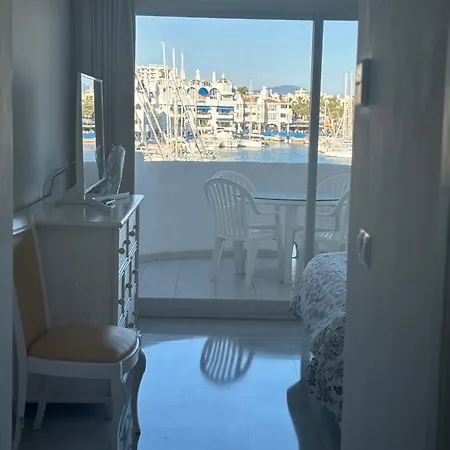 The Perfect Location Apartment *